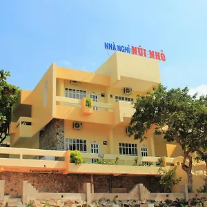 Nui Nho Motel